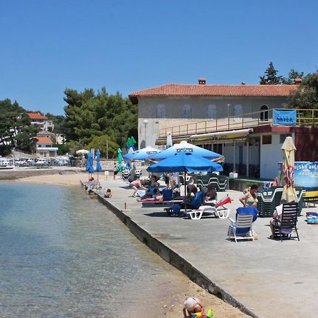 Apartments And Rooms By The Sea Palit, Rab - 5044 Eksteriør bilde